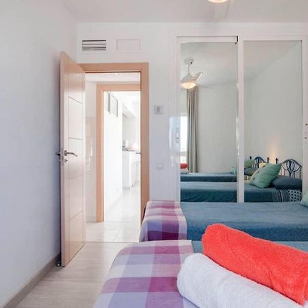 021 - Wonderful Beachfront Apartment With Stunning Sea Views Беналмадена Екстериор снимка